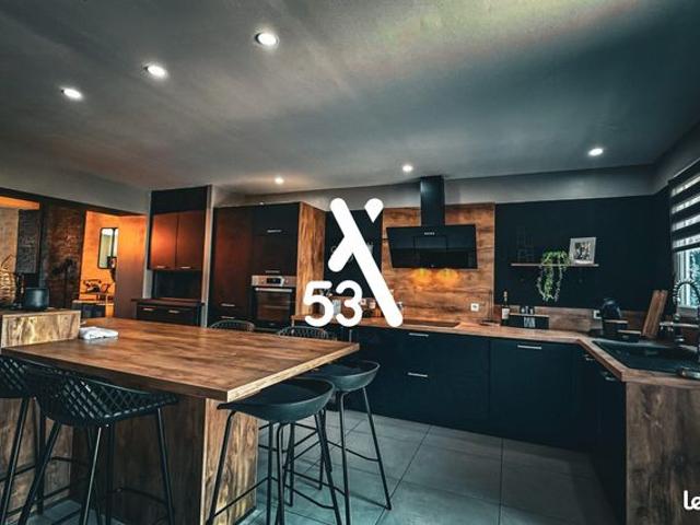 Maison de ville 4 pièces 165 m²