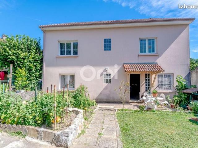 Maison de ville 4 pièces 160 m²