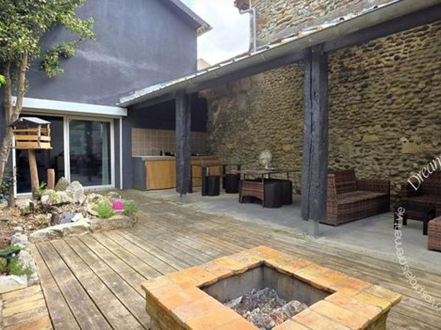 Maison de ville 4 pièces 160 m²