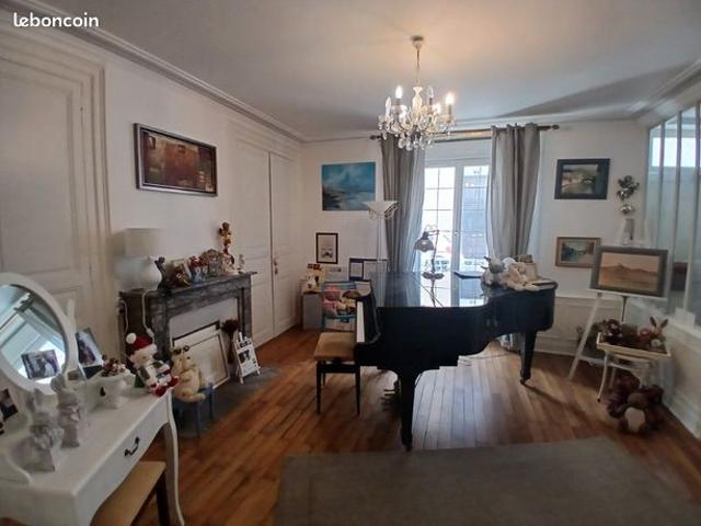 Maison de ville 4 pièces 175 m²