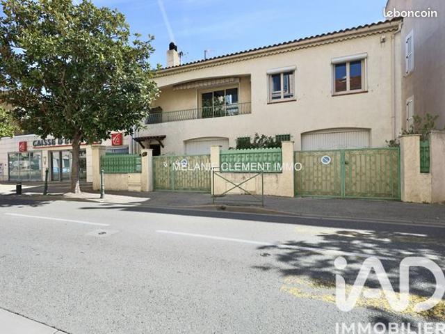 Maison de ville 4 pièces 200 m²