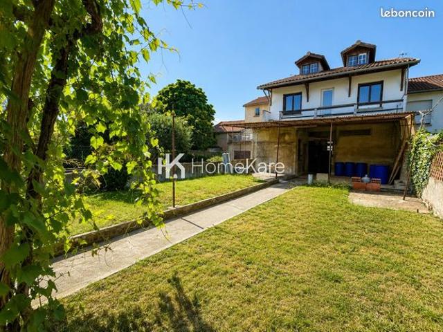 Maison de ville 4 pièces 220 m²