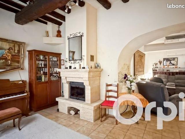 Maison de ville 4 pièces 220 m²