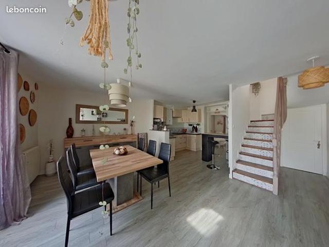 Maison de ville 4 pièces 70 m²
