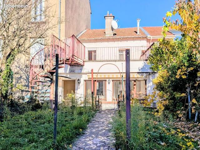 Maison de ville 4 pièces 90 m²