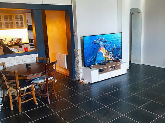 Maison de ville 5 chambres – 132 m² – 6 pièces Tout à pied à BarbezieuxBARBEZIEUX SAINT HILAIRE 16