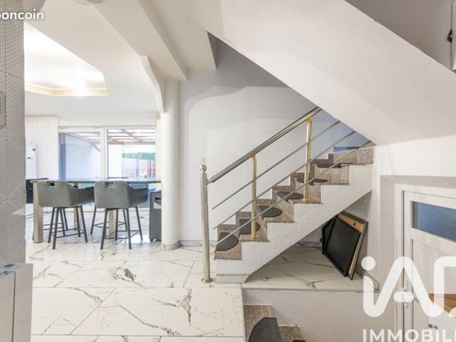 Maison de ville 5 pièces 104 m²
