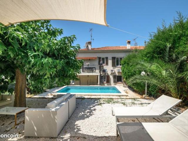 Maison de ville 5 pièces 122 m²