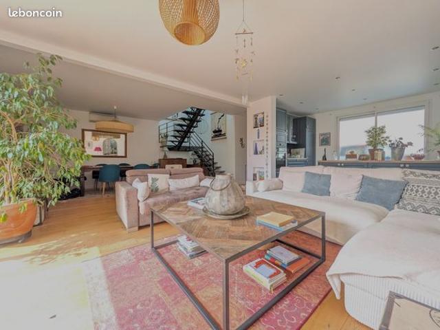 Maison de ville 5 pièces 141 m²