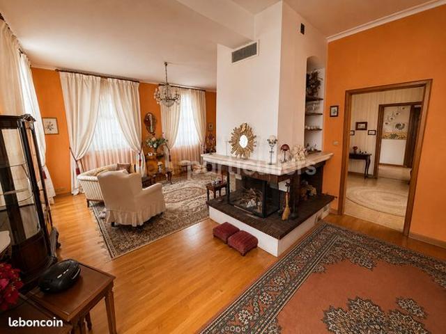 Maison de ville 5 pièces 157 m²