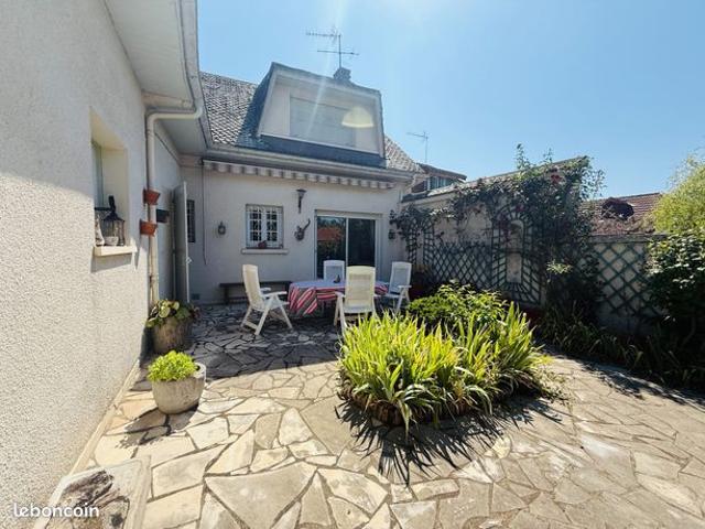 Maison de ville 5 pièces 166 m²