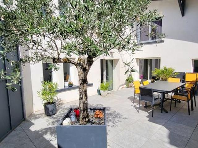 Maison de ville 5 pièces 161 m²