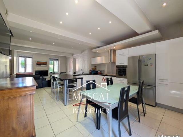 Maison de ville 5 pièces 177 m²