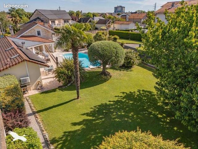 Maison de ville 5 pièces 180 m²