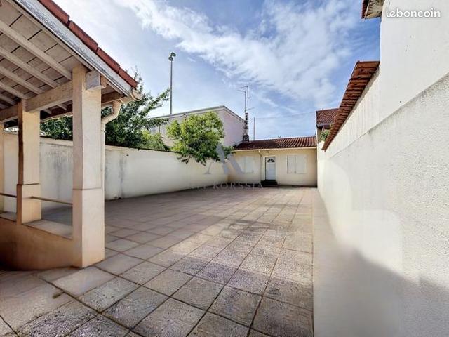 Maison de ville 5 pièces 209 m²
