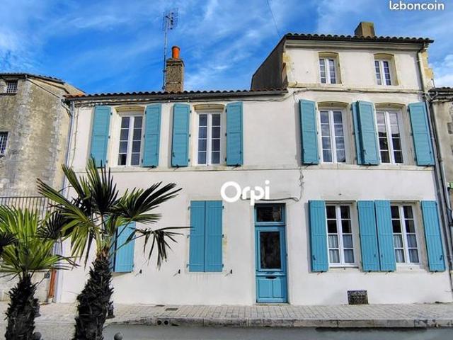 Maison de ville 5 pièces 200 m²
