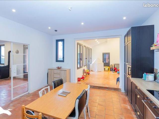 Maison de ville 5 pièces 215 m²