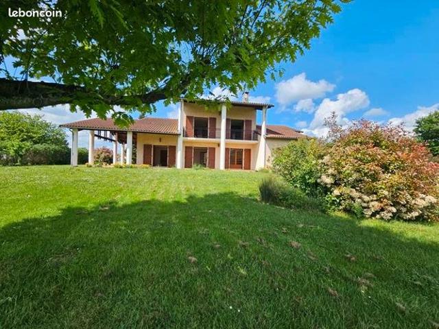Maison de ville 5 pièces 221 m²