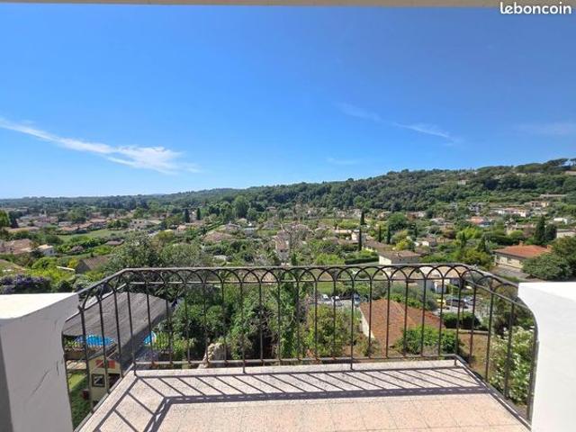 Maison de ville 5 pièces 237 m²