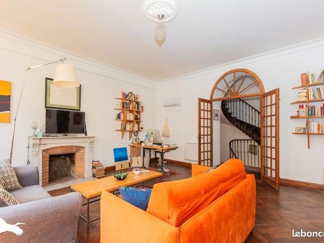Maison de ville 5 pièces 230 m²