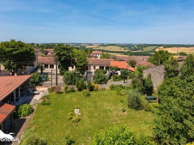 Maison de ville 5 pièces 230 m²