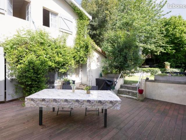 Maison de ville 5 pièces 258 m²