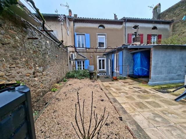 Maison de ville 5 pièces avec extérieur