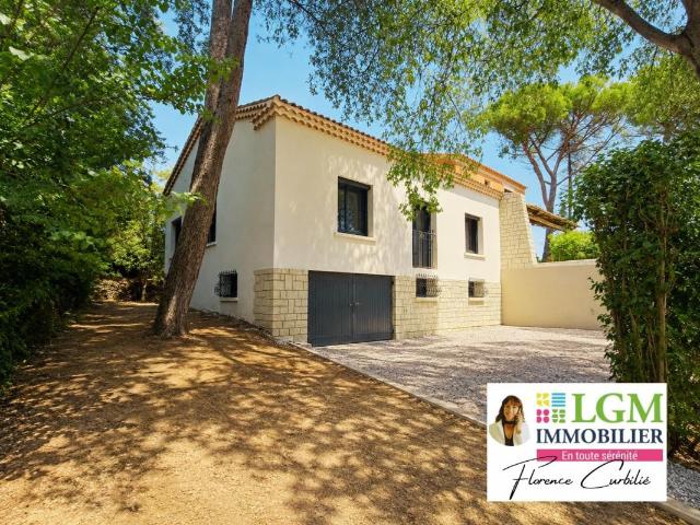 Maison de ville 5 pièces de 119m² sur un terrain clos de 511m² Quartier route de Sauve