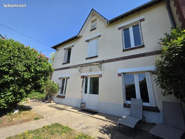 Maison de ville 67m² | Jardin | BERNAY