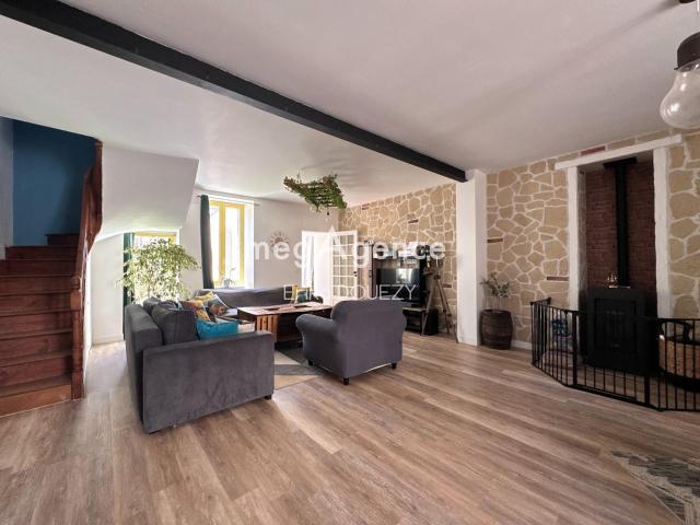 Maison de ville 6 pièces, 3 chambres, volumes
