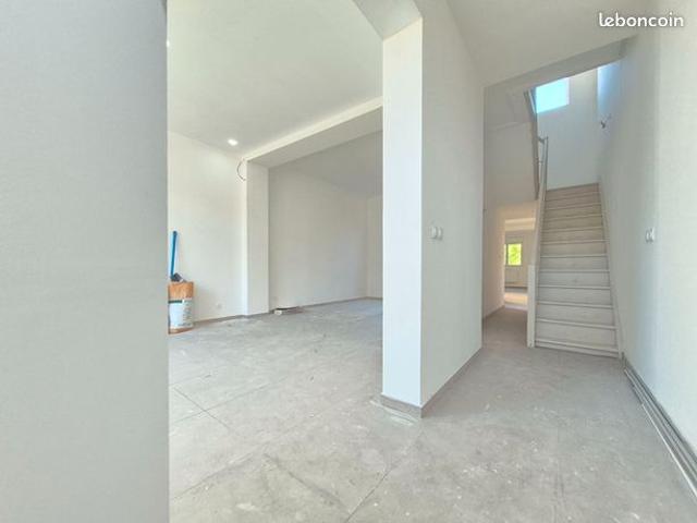 Maison de ville 6 pièces 130 m²