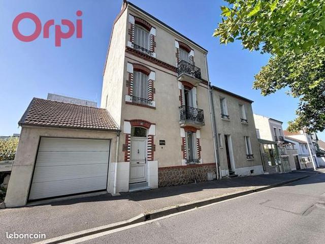 Maison de ville 6 pièces 130 m²