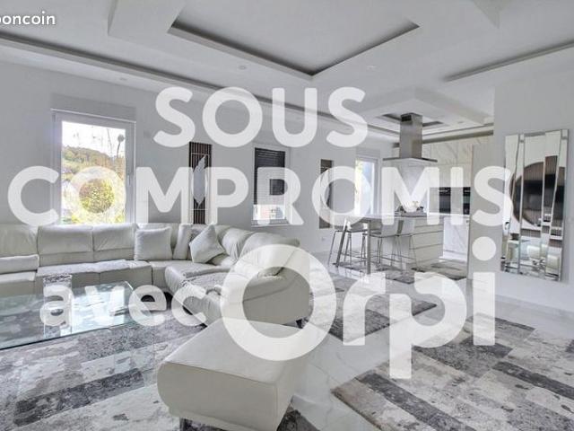 Maison de ville 6 pièces 131 m²