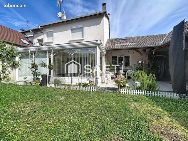 Maison de ville 6 pièces 148 m²
