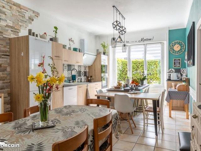 Maison de ville 6 pièces 140 m²