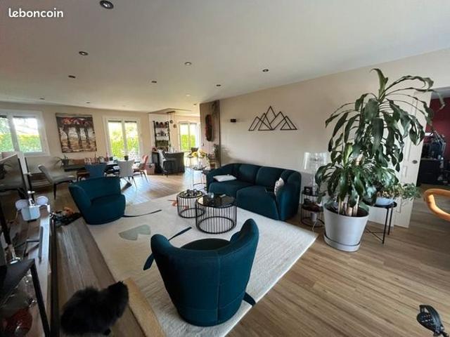 Maison de ville 6 pièces 141 m²