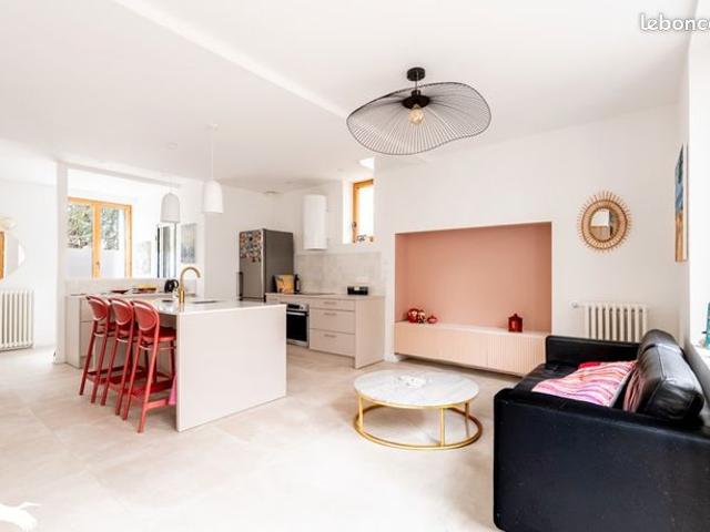 Maison de ville 6 pièces 141 m²