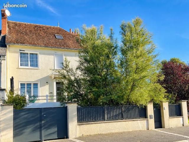 Maison de ville 6 pièces 156 m²