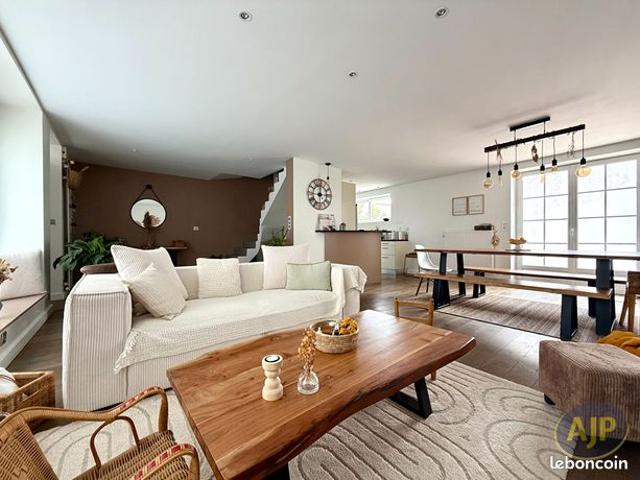 Maison de ville 6 pièces 158 m²