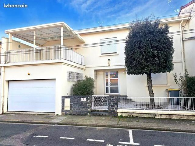Maison de ville 6 pièces 159 m²