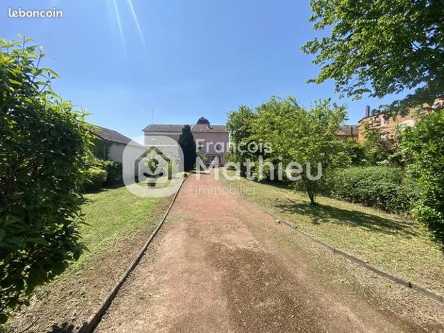Maison de ville 6 pièces 150 m²
