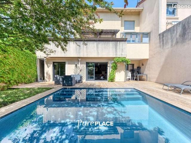 Maison de ville 6 pièces 150 m²