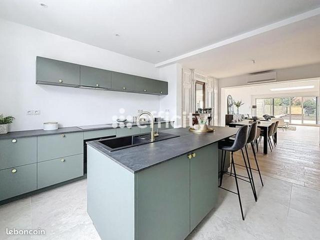Maison de ville 6 pièces 150 m²