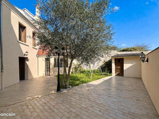 Maison de ville 6 pièces 150 m²