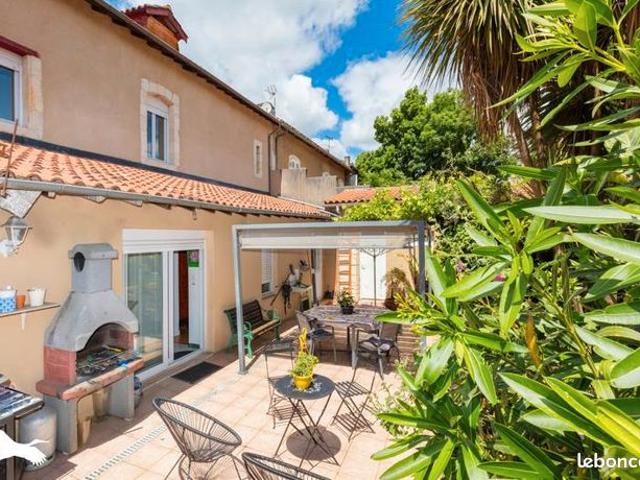 Maison de ville 6 pièces 151 m²