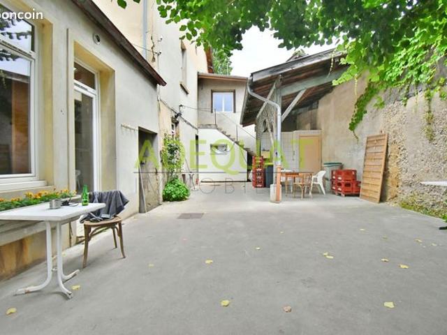 Maison de ville 6 pièces 151 m²