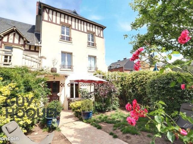 Maison de ville 6 pièces 160 m²