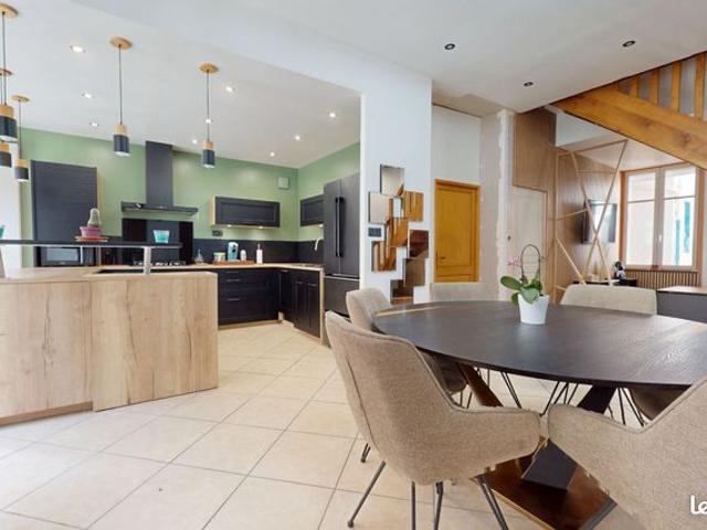 Maison de ville 6 pièces 160 m²