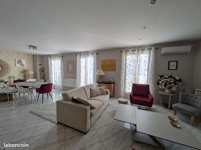 Maison de ville 6 pièces 160 m²