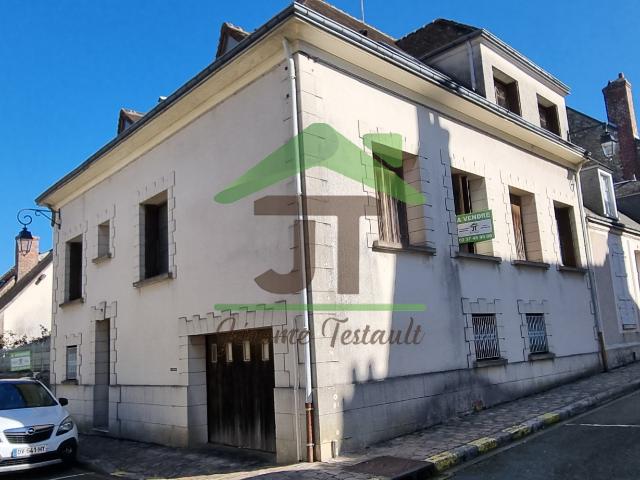 Maison de ville 6 pièces 162 m2 Châteaudun centre historique